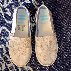 Disney x Toms collection